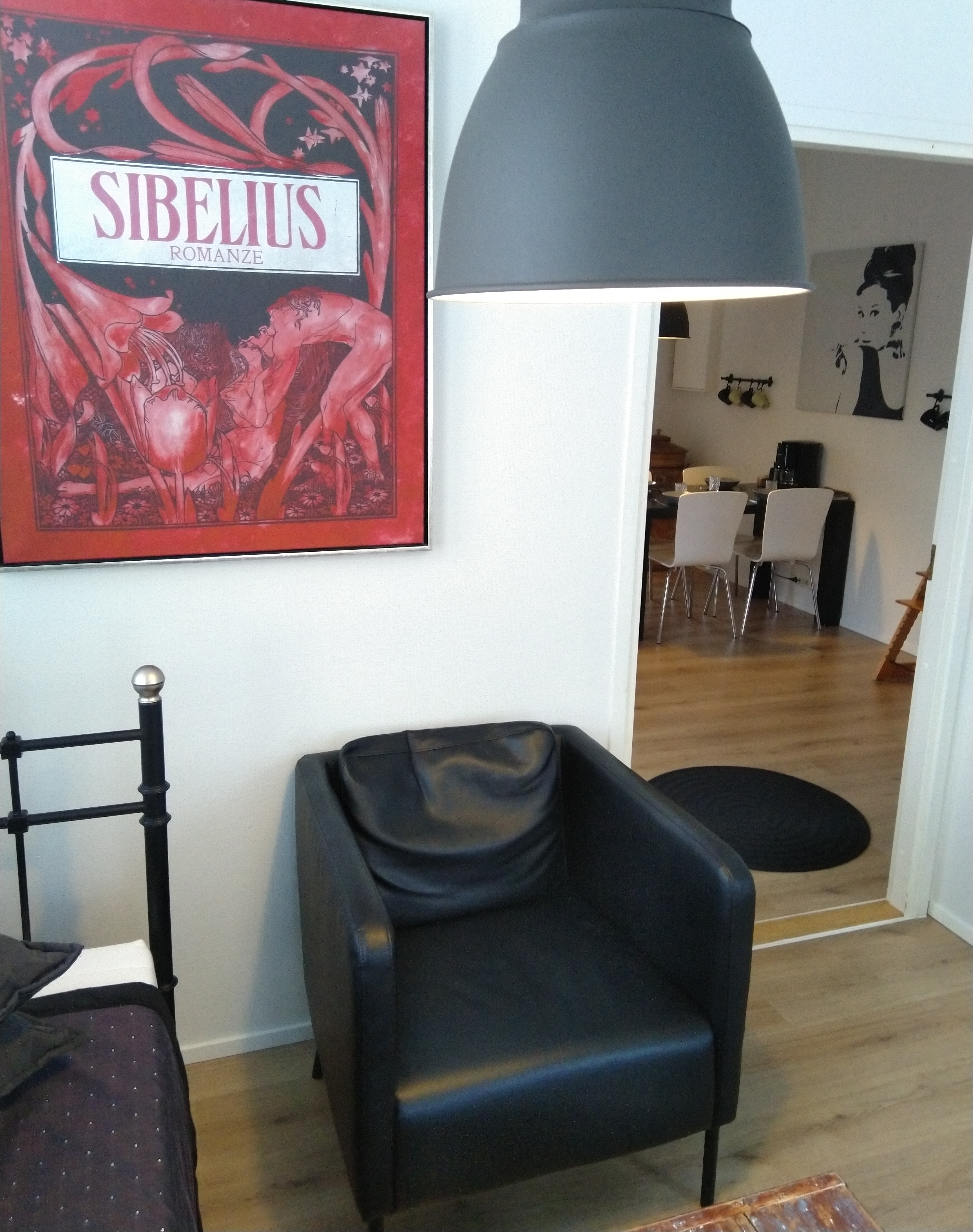 Apartment Simberg 55 askelta torilta!